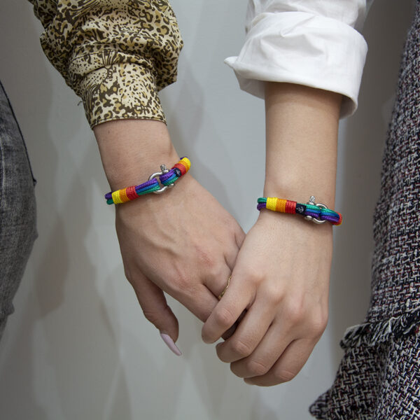 Maritimes Armband aus Segeltau - Pride, handgemacht, für Damen und Herren, mit Edelstahl Schäkel-Verschluss 3mm CNB #0813 – Bild 3